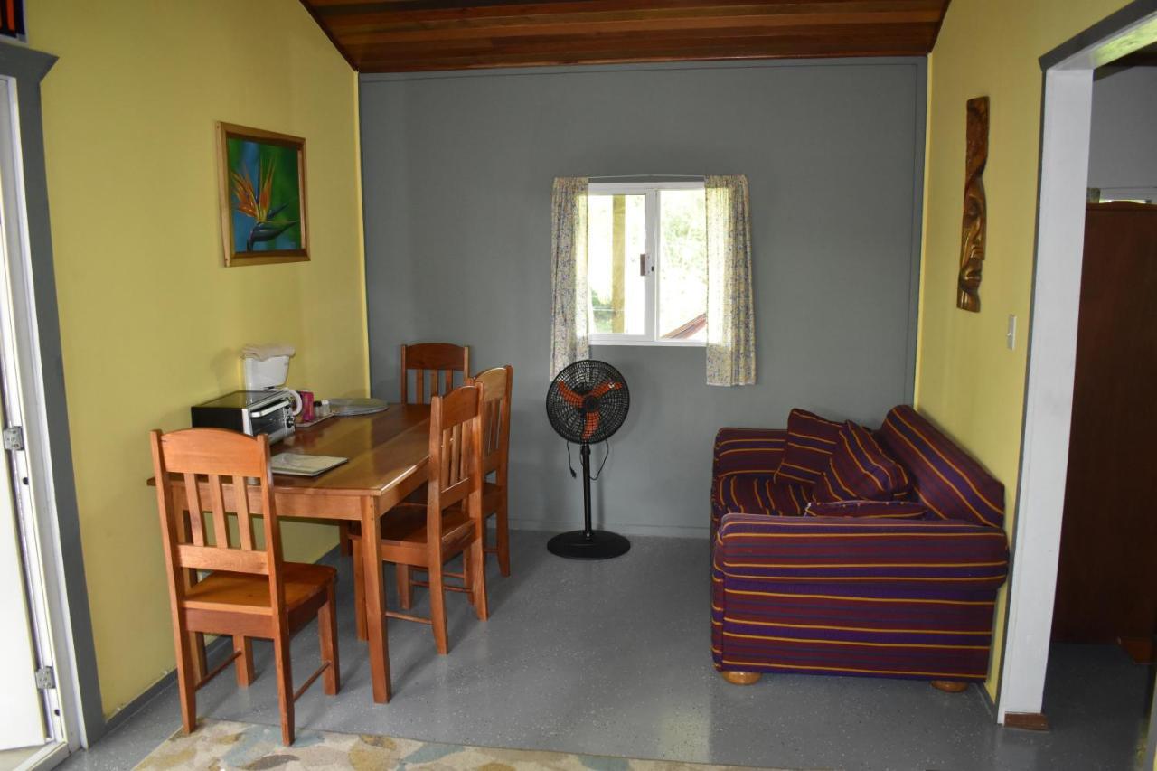 Hidden Haven Hostel Unitedville Εξωτερικό φωτογραφία